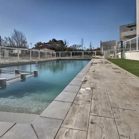 Apartament Recent Pour 4 Personnes + Bebe *